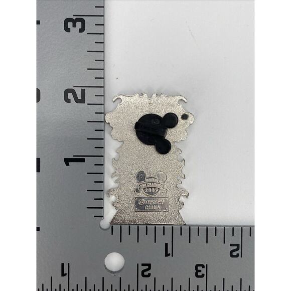 The Haunted Mansion Gargoyle 2007 Disneyland Attraction Series Pin PP #17931 - Picture 4 of 5